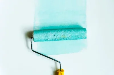 Peinture intérieure à Mérilheu — murs, plafonds et boiseries